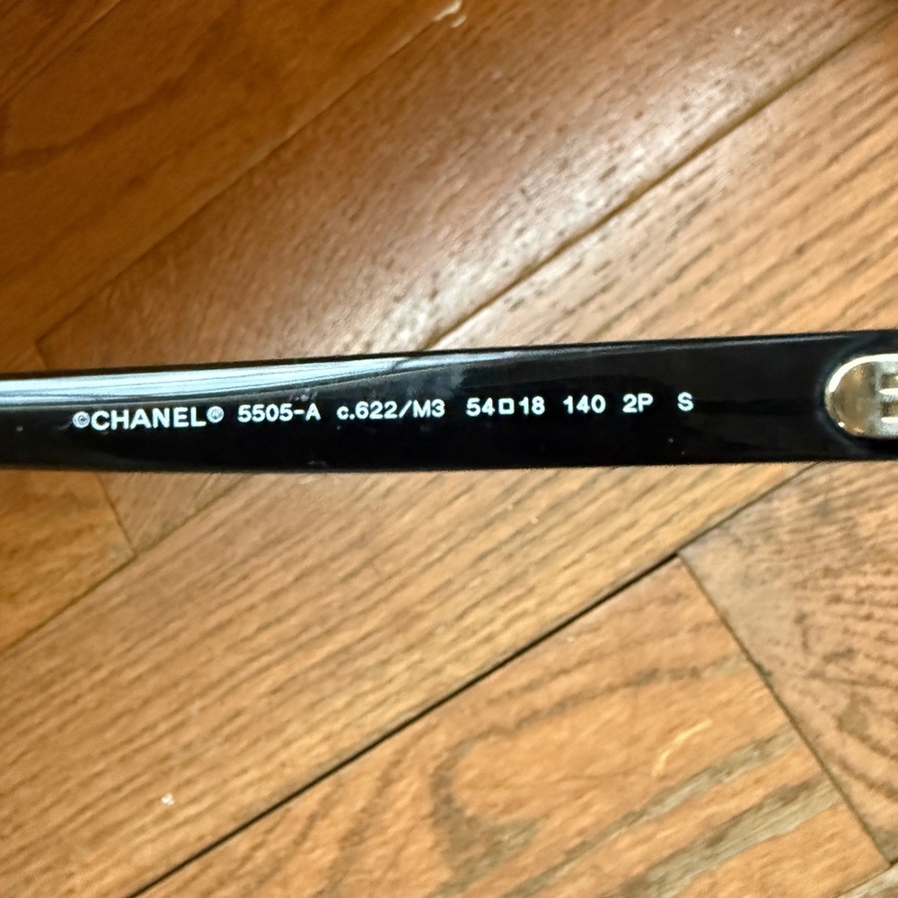 CHANEL Glossy Black Eyewear - Picture 6 of 14